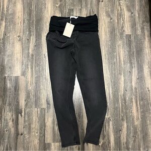 Mamalicious Skinny Jeans Size Large
